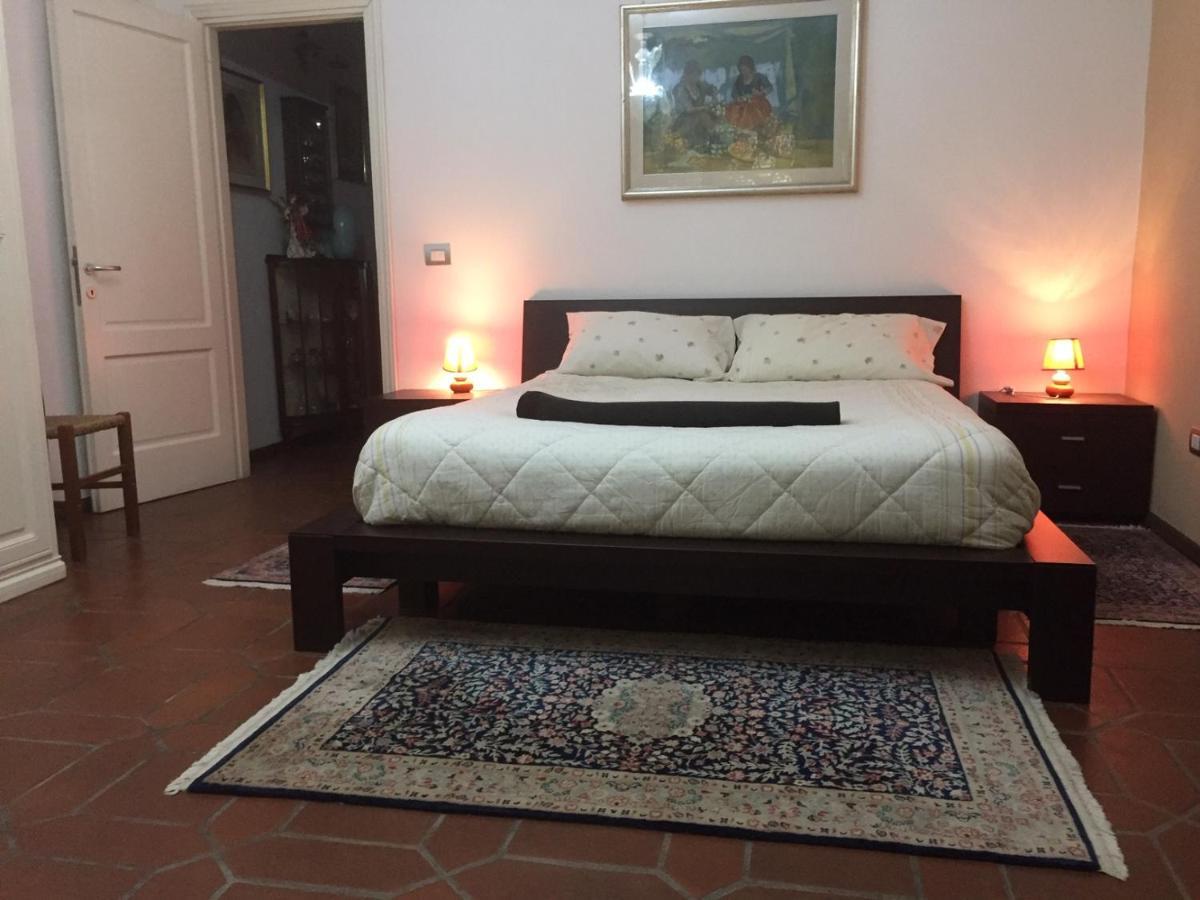 B&B Filomena Santa Giusta Esterno foto