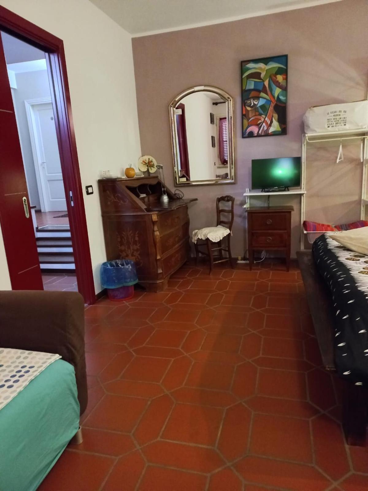 B&B Filomena Santa Giusta Esterno foto
