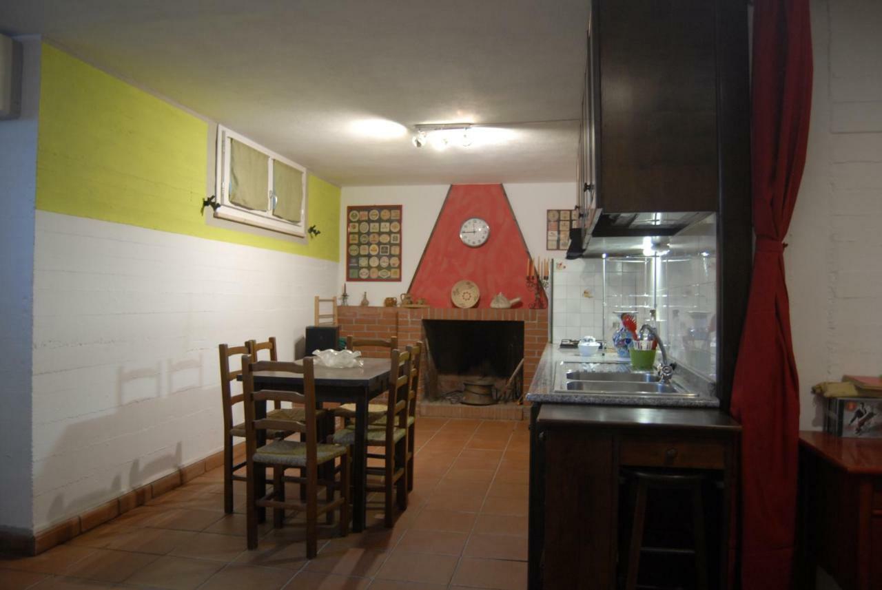 B&B Filomena Santa Giusta Esterno foto