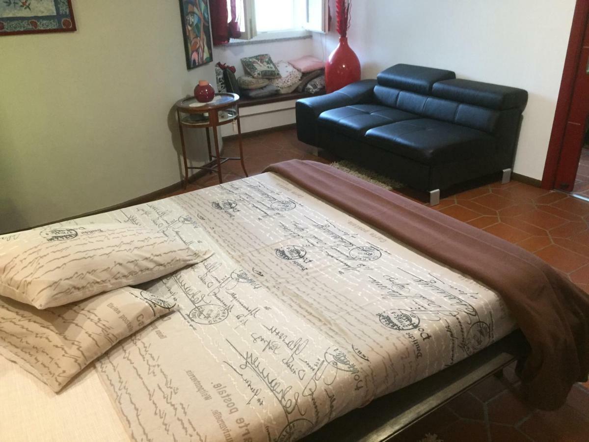 B&B Filomena Santa Giusta Esterno foto